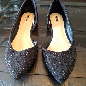 NWOT sparkly Massimo flats
